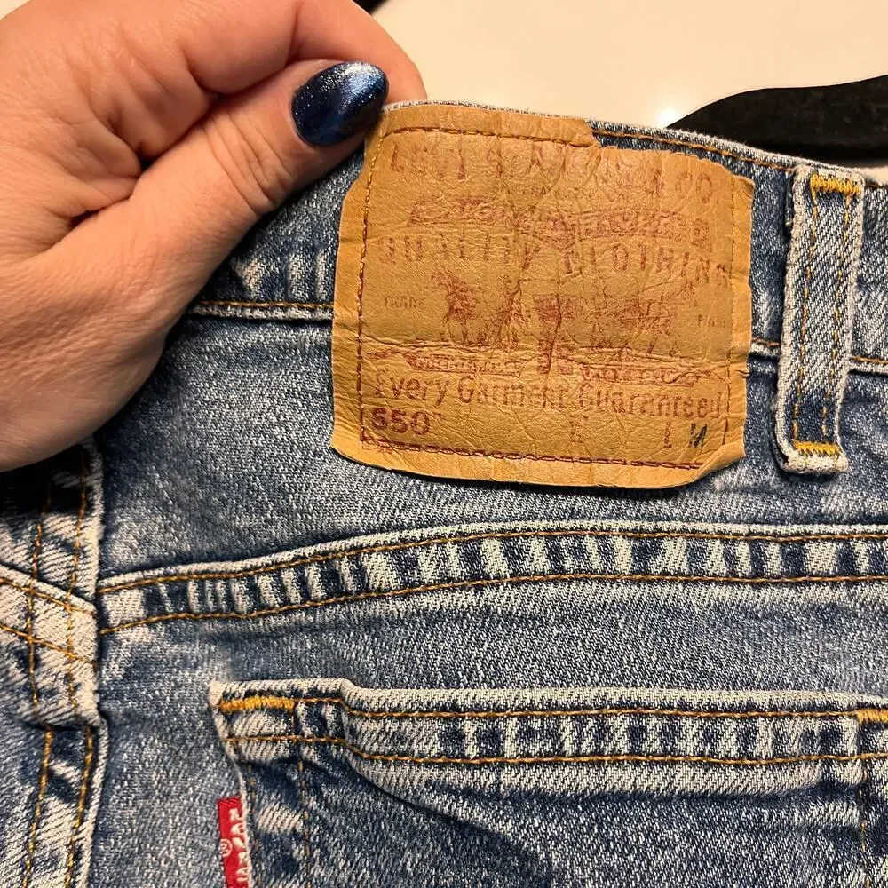 Levi's 550 High Rise Tapered Leg Relaxed Fit Jeans Size 10
